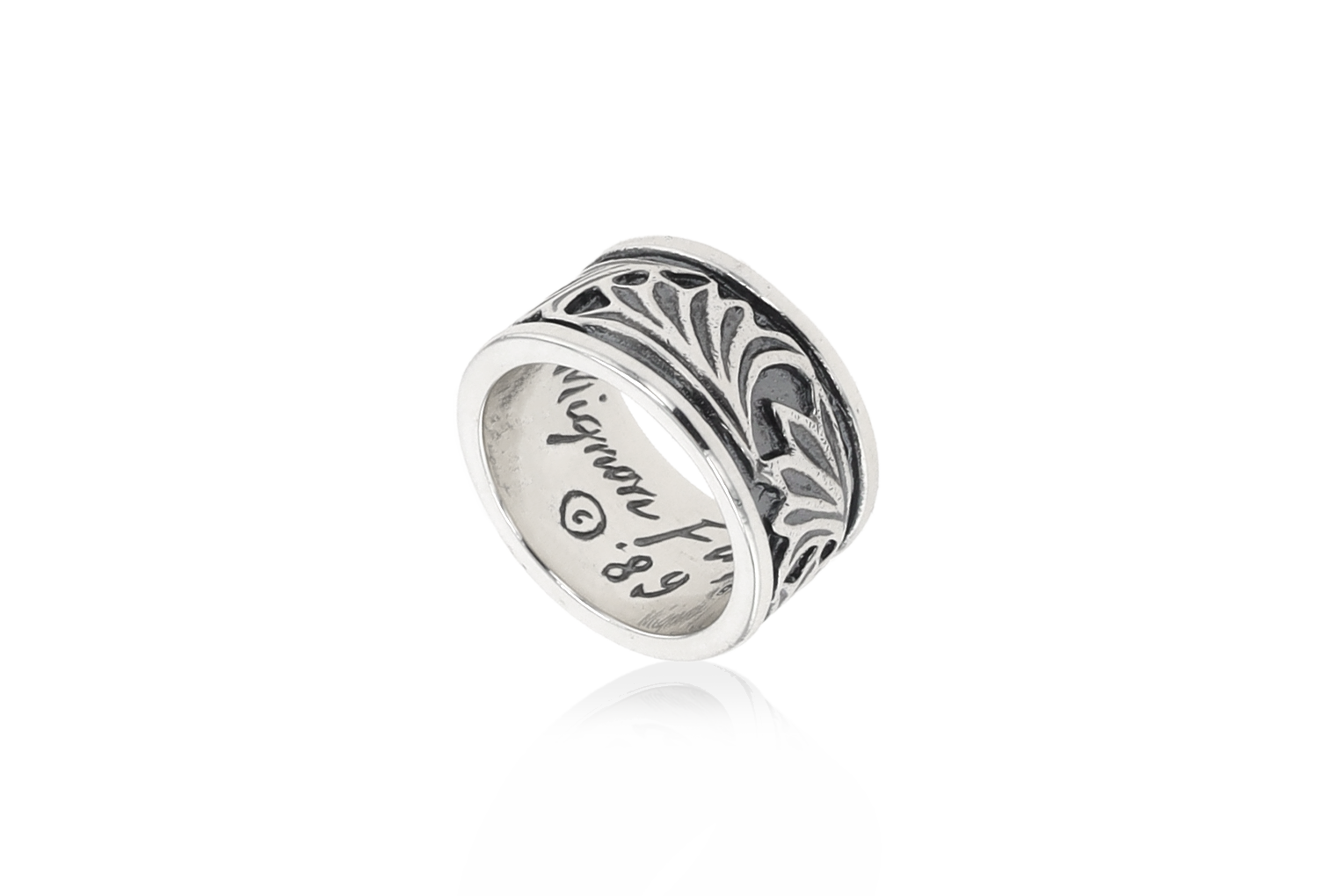 Acanthus Ring