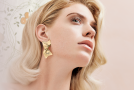 view03 thumbnail image for Twist Bow Earrings