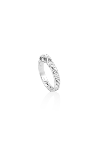 Tiny Bow Ring